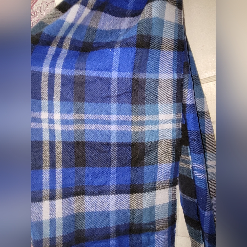 Nwot scarf